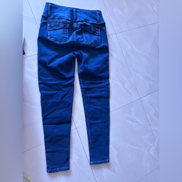 Tri'J Blue Denim Jeans - Picture 8 of 11